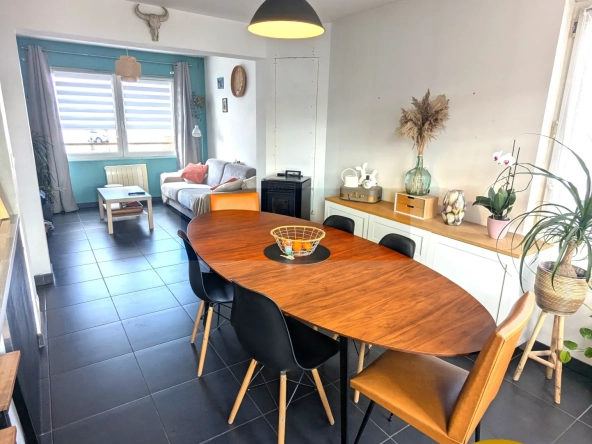 À vendre maison de 70 m² à Avion, proche commodités avec garage et panneaux solaires 