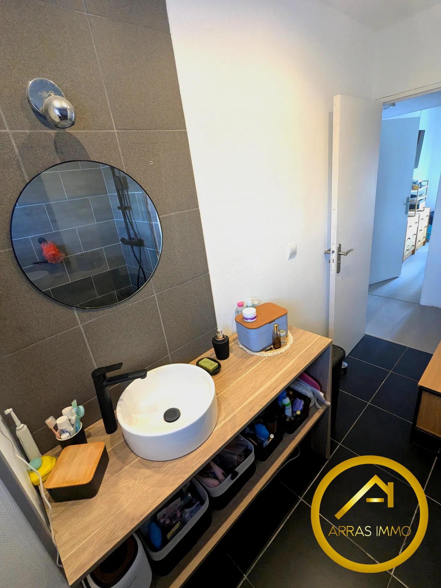 À vendre maison de 70 m² à Avion, proche commodités avec garage et panneaux solaires 