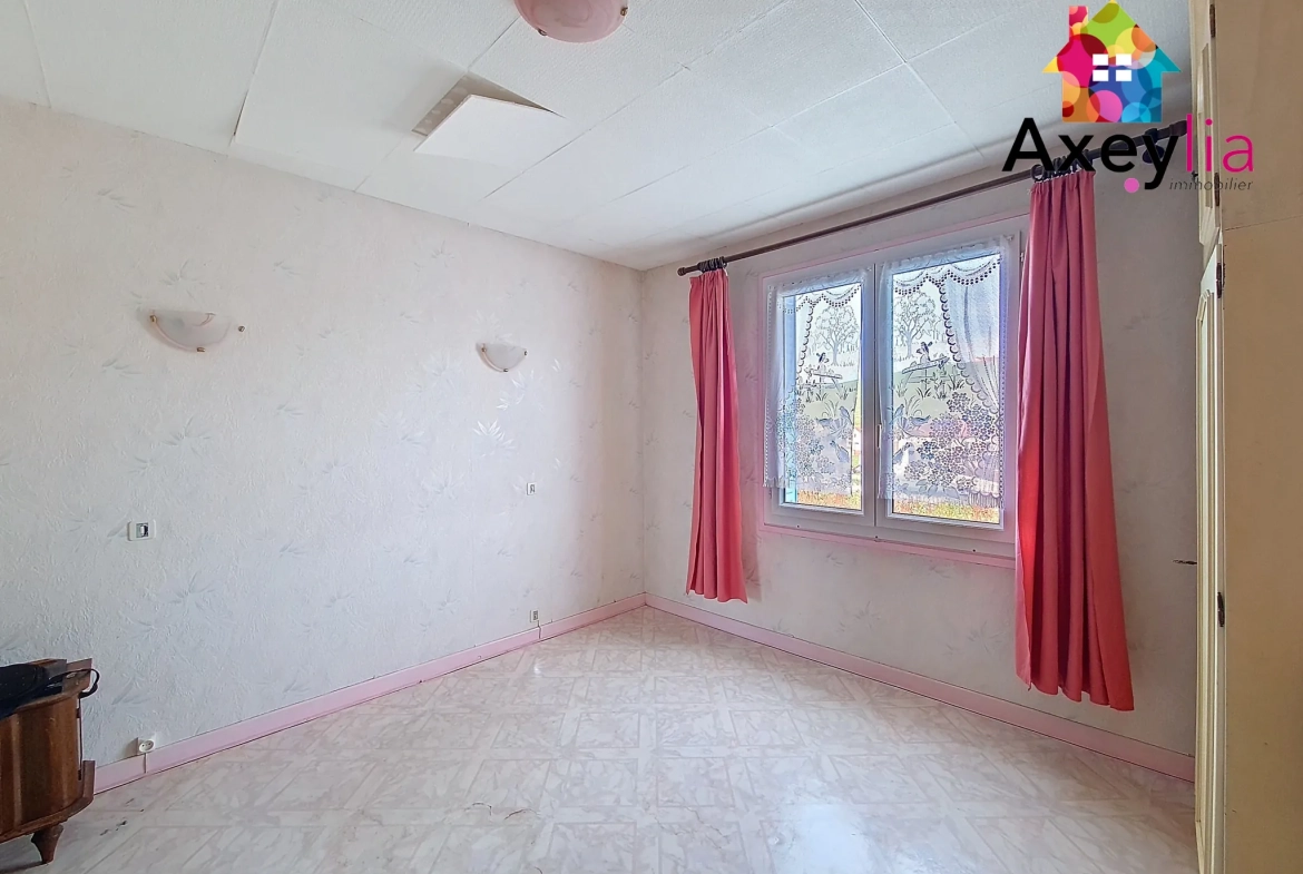Maison familiale à Charlieu avec terrain de 1664 m² - 4 chambres 