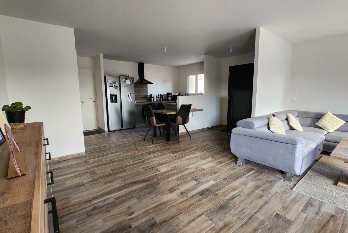 Maison moderne construite en 2023 avec 3 chambres et grand garage à Saint Aubin la plaine 