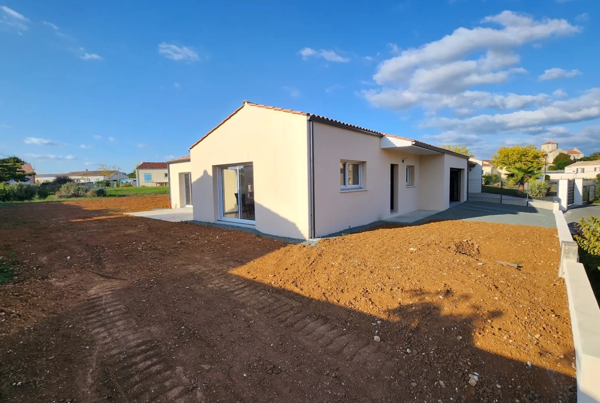 Maison moderne construite en 2023 avec 3 chambres et grand garage à Saint Aubin la plaine 