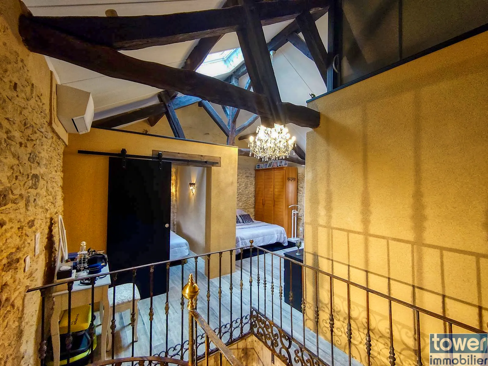 Maison de village rénovée à Villefranche du Périgord - 74 m² avec jardin et terrasse 