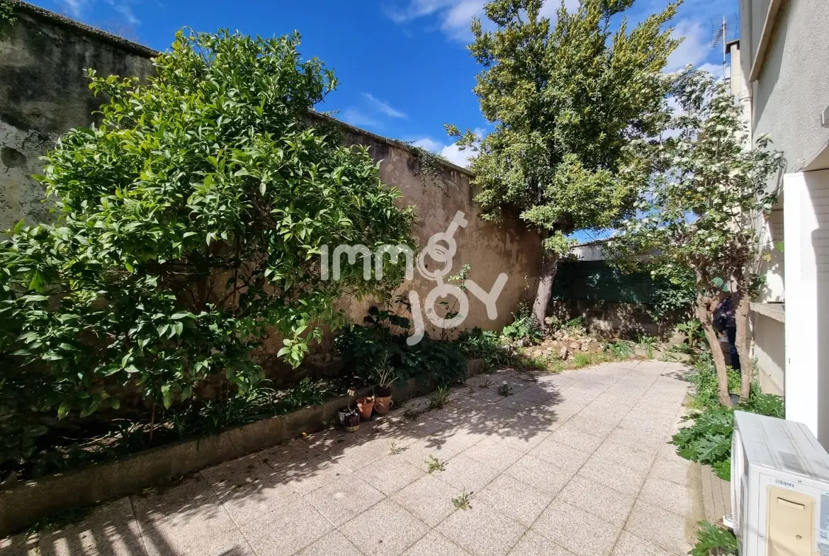 Belle maison familiale à Béziers avec jardin et garage proche du collège 