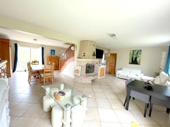 Maison 3 chambres avec jardin de 1600m² à Château-Thierry, calme et prestations haut de gamme 