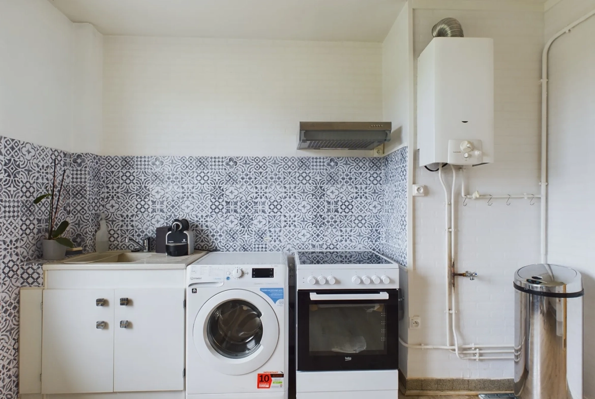 Appartement T4 lumineux à Nevers avec balcon et parking privé 
