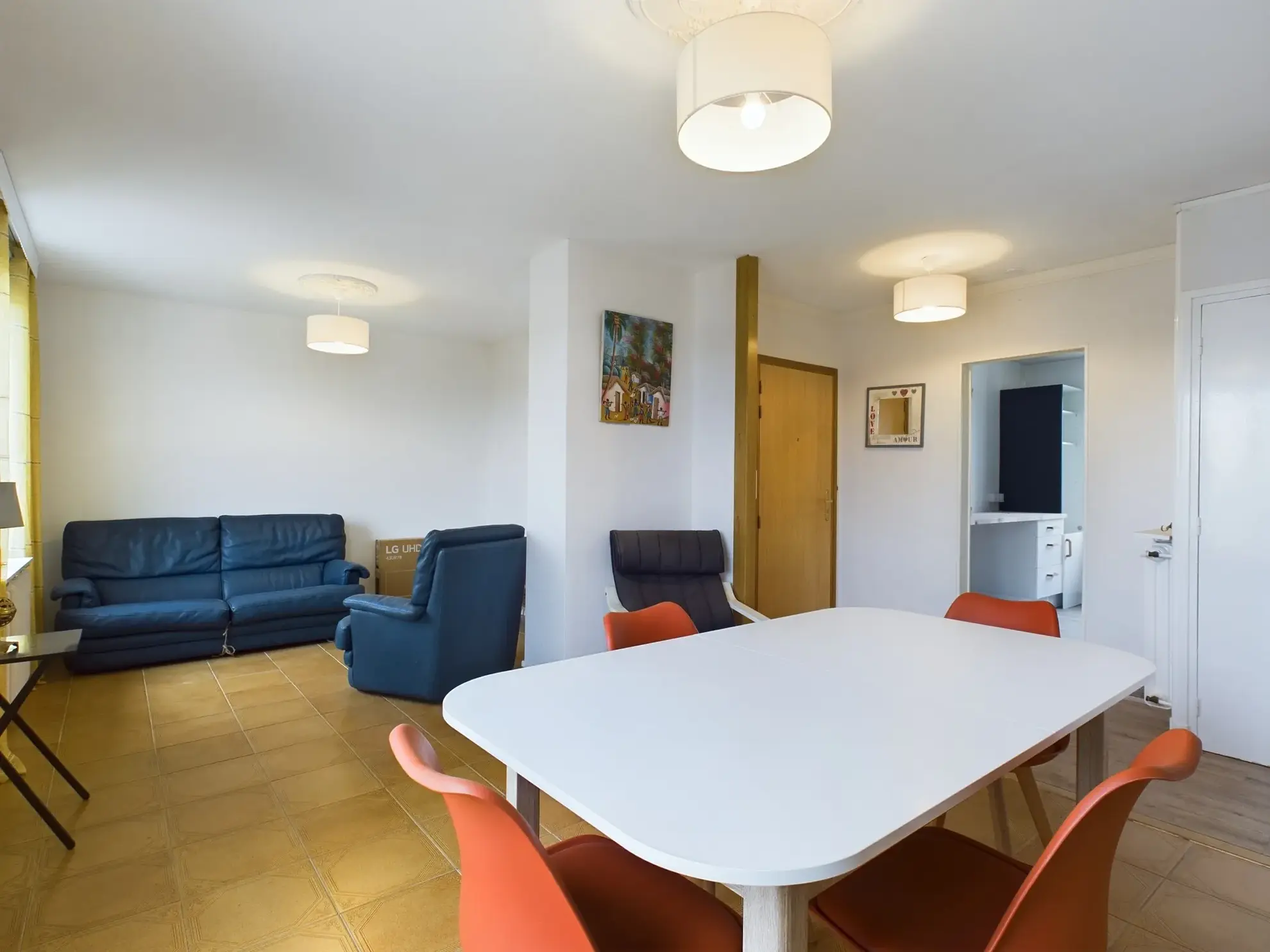 Appartement T4 lumineux à Nevers avec balcon et parking privé 