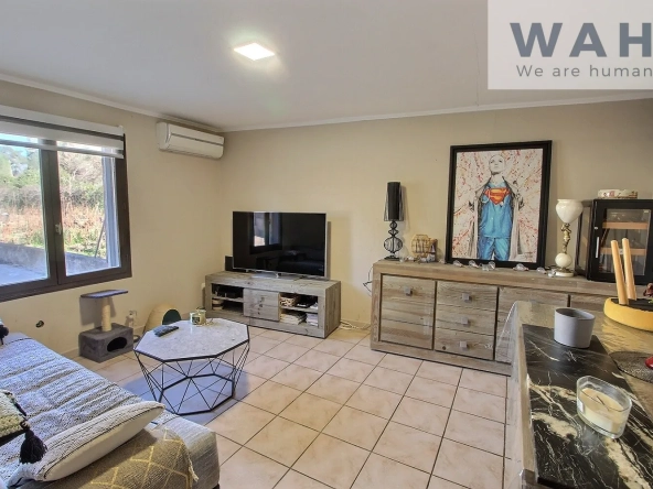 Maison 4 pièces avec dépendance et piscine à Nîmes - Vente interactive 