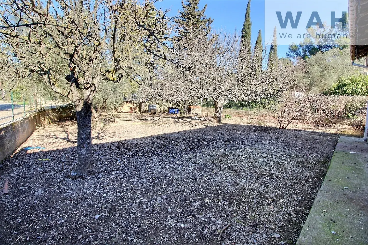 Maison 4 pièces avec dépendance et piscine à Nîmes - Vente interactive 