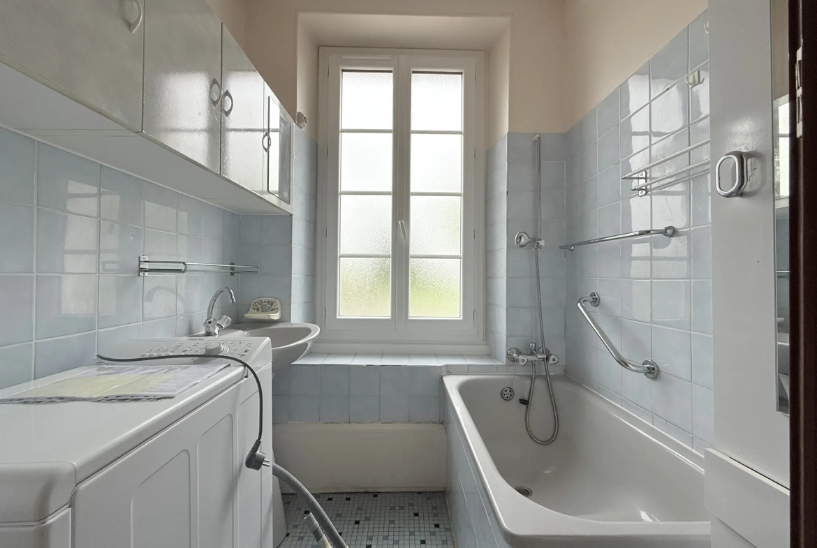 Maison à Mereau Nord 85 m² avec dépendances et terrain de 854 m² 