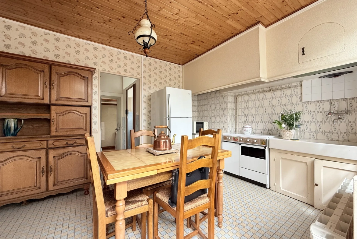 Maison à Mereau Nord 85 m² avec dépendances et terrain de 854 m² 