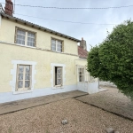 Maison à Mereau Nord 85 m² avec dépendances et terrain de 854 m²