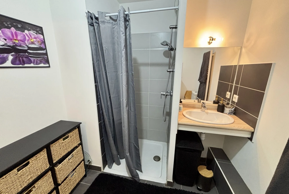À vendre appartement T2 de 48,50 m² avec terrasse à Baillargues 