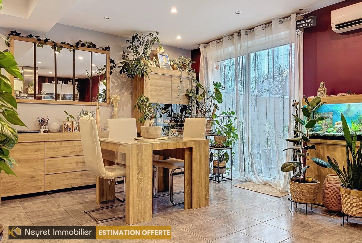 Maison mitoyenne type 4 avec garage et jardin à Mions 