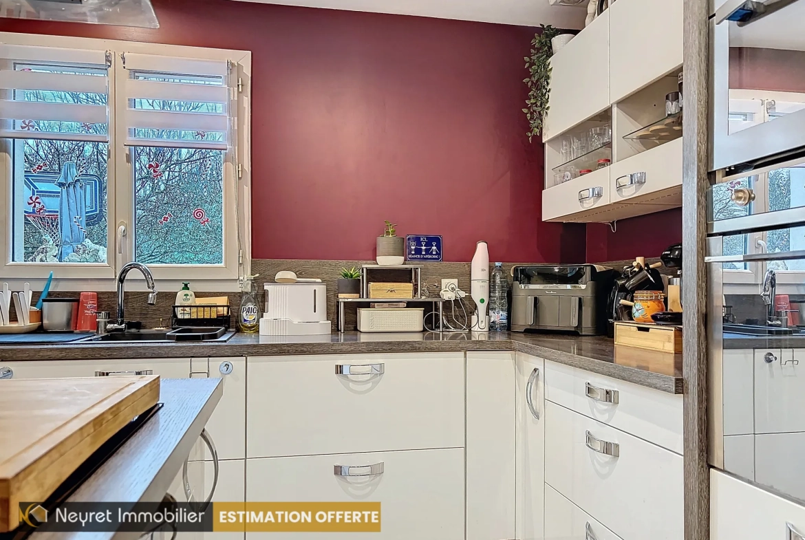 Maison mitoyenne type 4 avec garage et jardin à Mions 