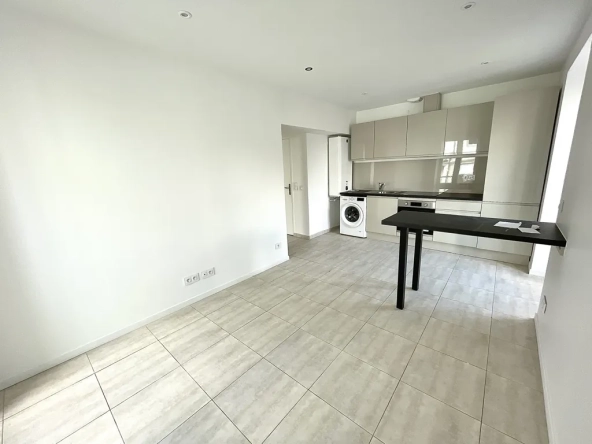 Appartement de 35,56 m² avec parking et remise à Boissy-Saint-Léger 