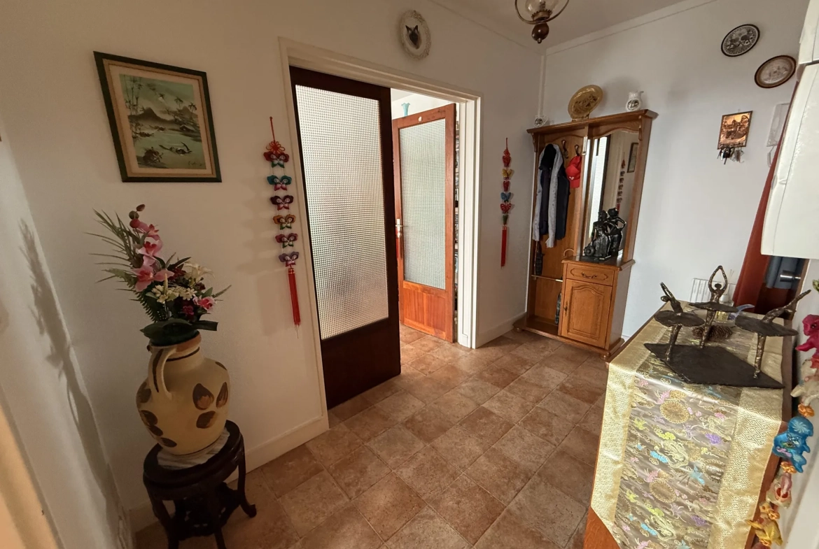 Appartement 87m² à Château-Thierry avec balcon, cave et parking 