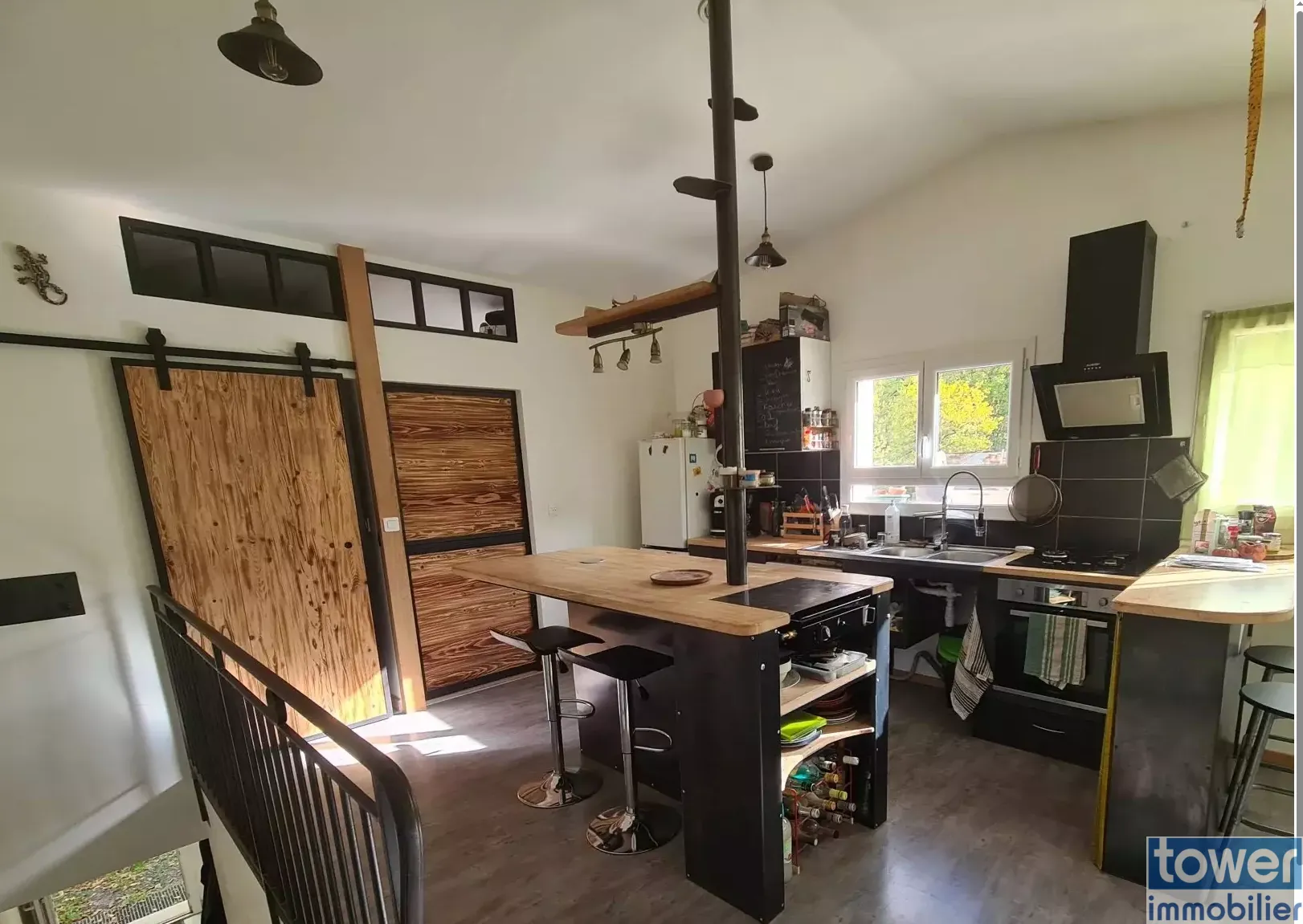 Vente ensemble immobilier avec atelier et maison à Saint Laurent d’Olt 