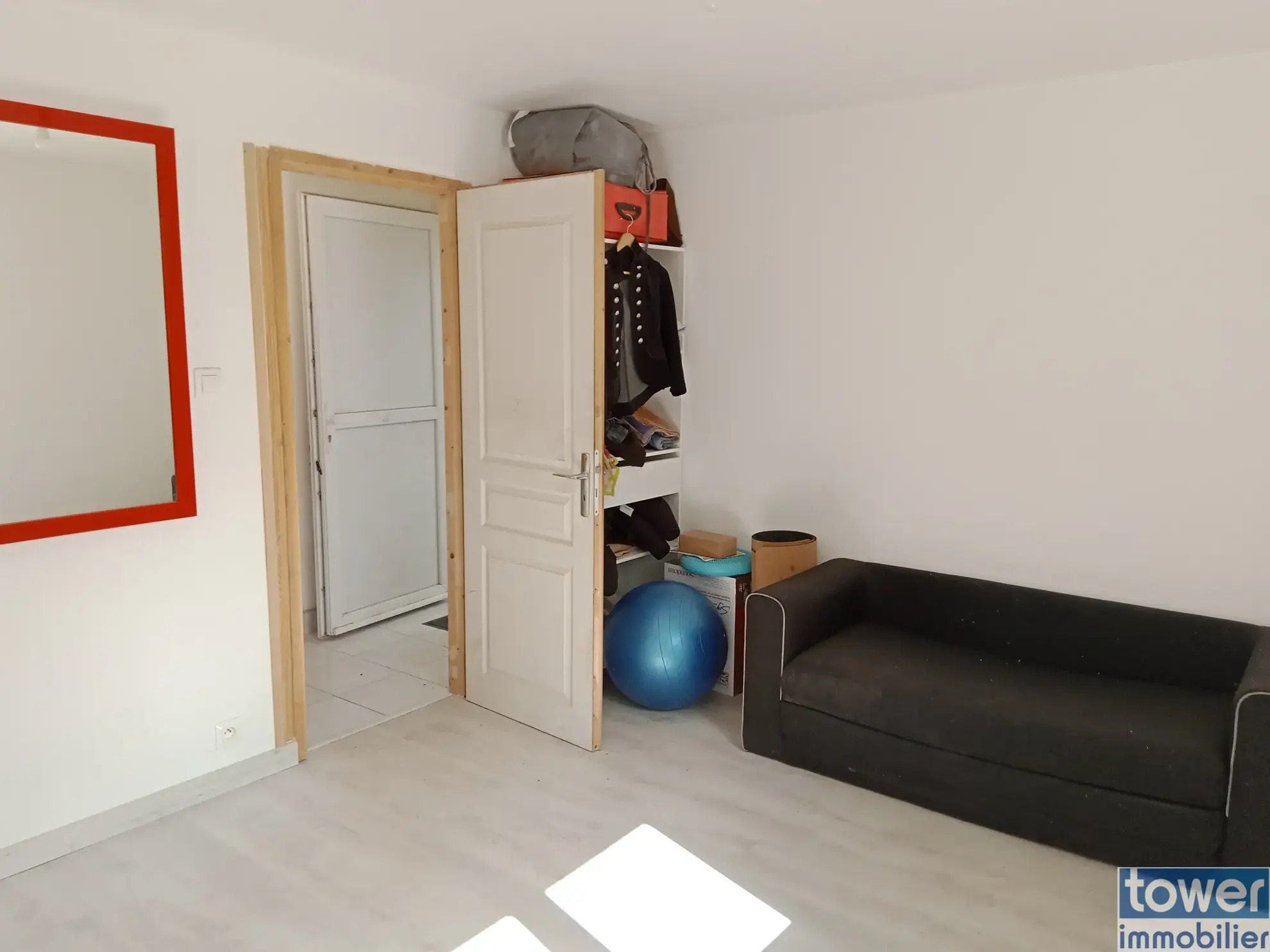 Vente ensemble immobilier avec atelier et maison à Saint Laurent d’Olt 