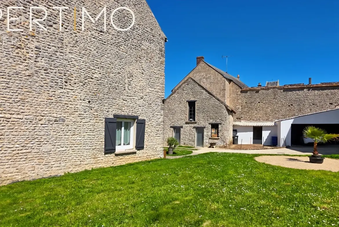 Maison de charme en pierres à Rouvray-Saint-Denis avec dépendances et jardin clos 