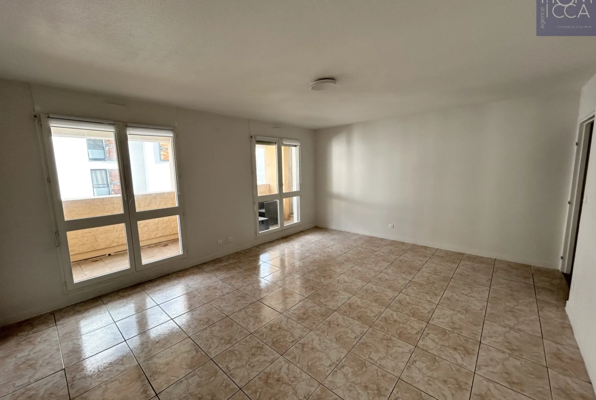 Appartement T3 lumineux avec balcon et garage à Lyon 9ème Gare de Vaise 