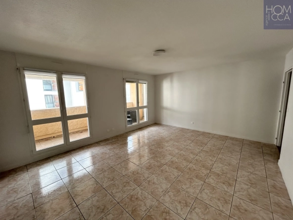 Appartement T3 lumineux avec balcon et garage à Lyon 9ème Gare de Vaise 