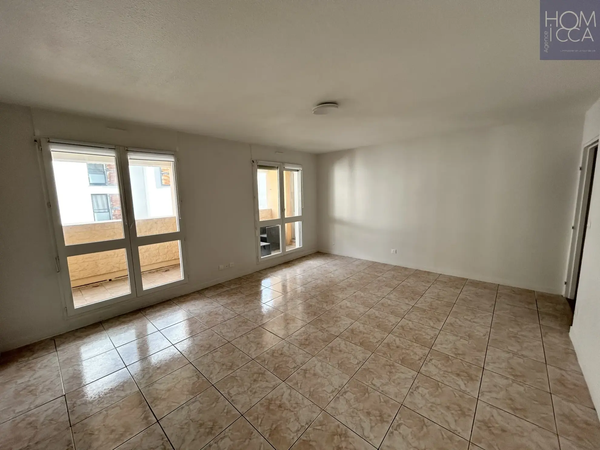 Appartement T3 lumineux avec balcon et garage à Lyon 9ème Gare de Vaise 