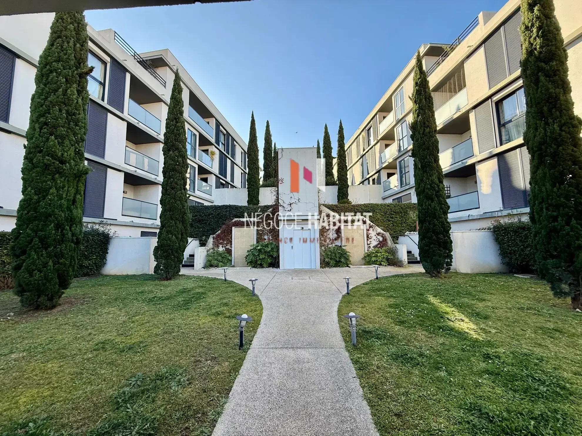 Appartement T2 avec terrasse de 16 m² à Saint-Aunès - Résidence Standing 
