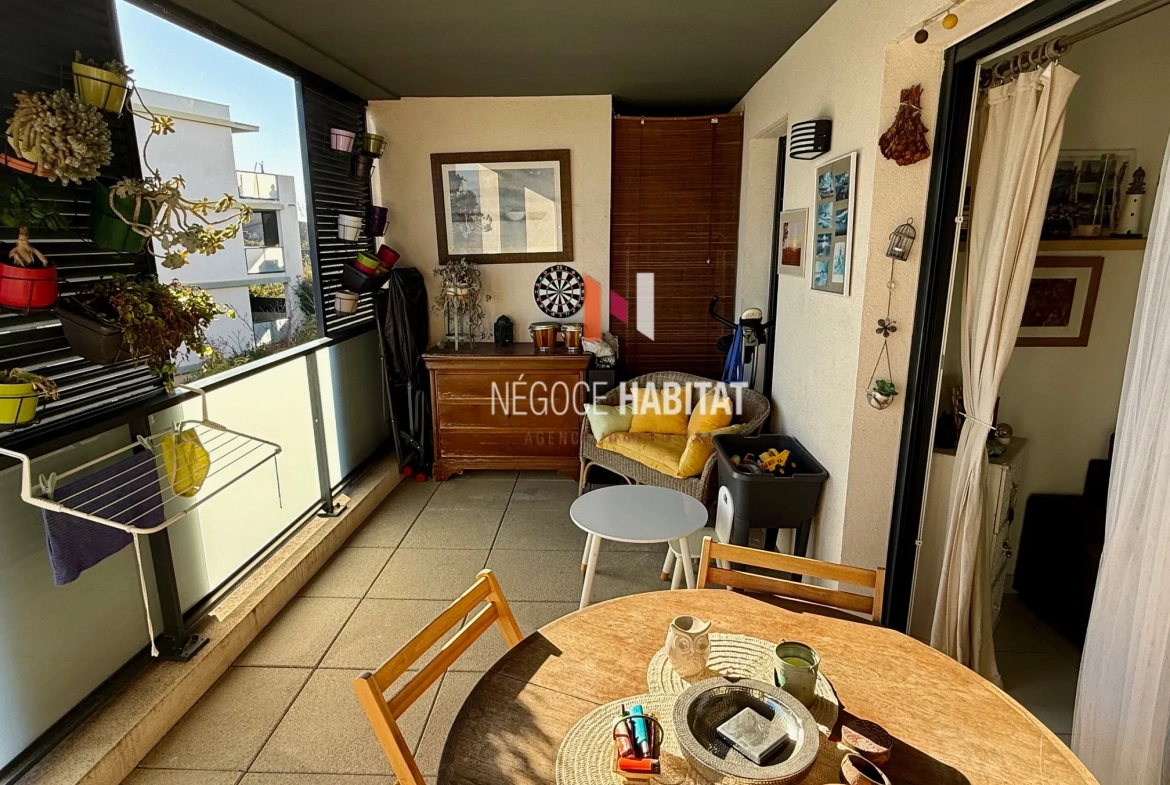 Appartement T2 avec terrasse de 16 m² à Saint-Aunès - Résidence Standing 