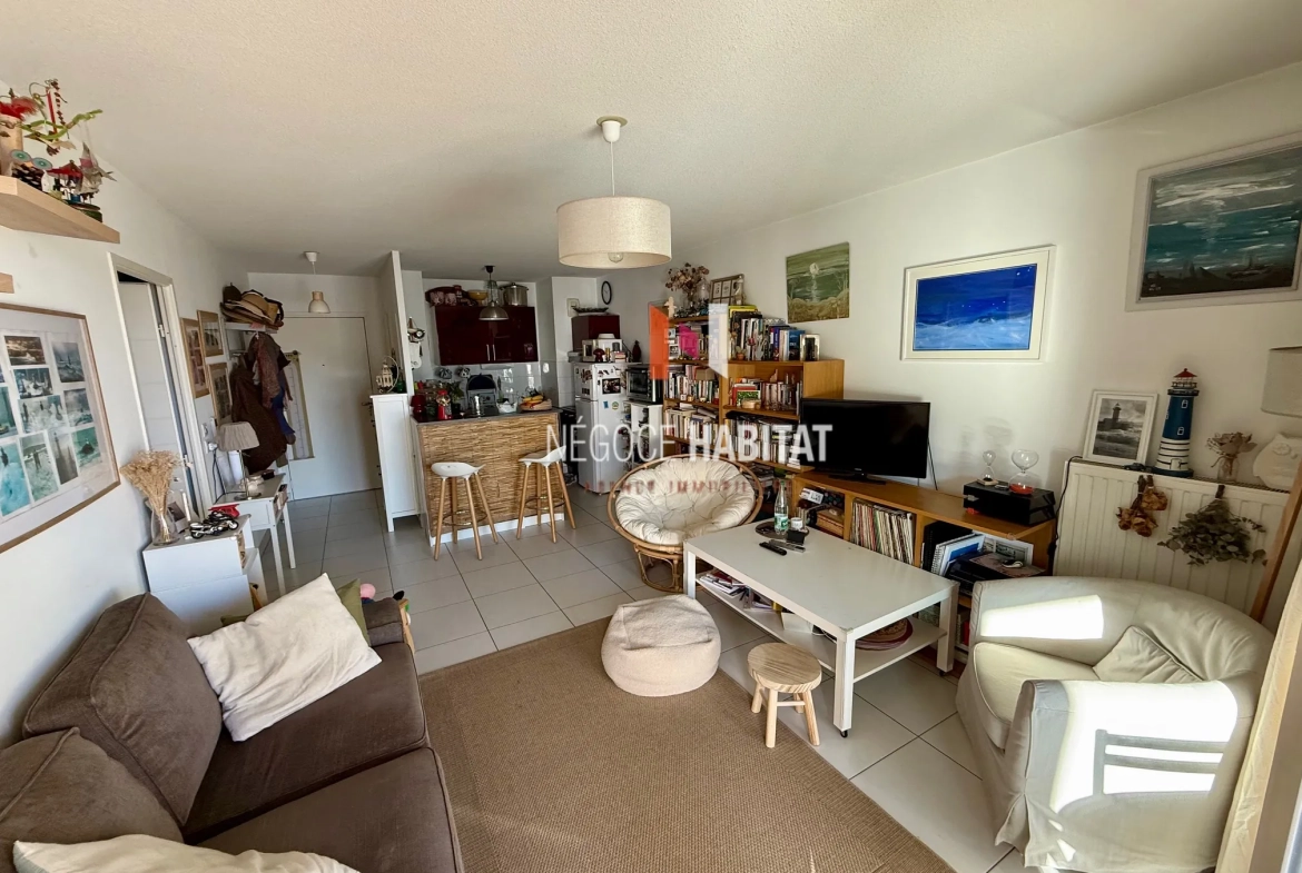 Appartement T2 avec terrasse de 16 m² à Saint-Aunès - Résidence Standing 