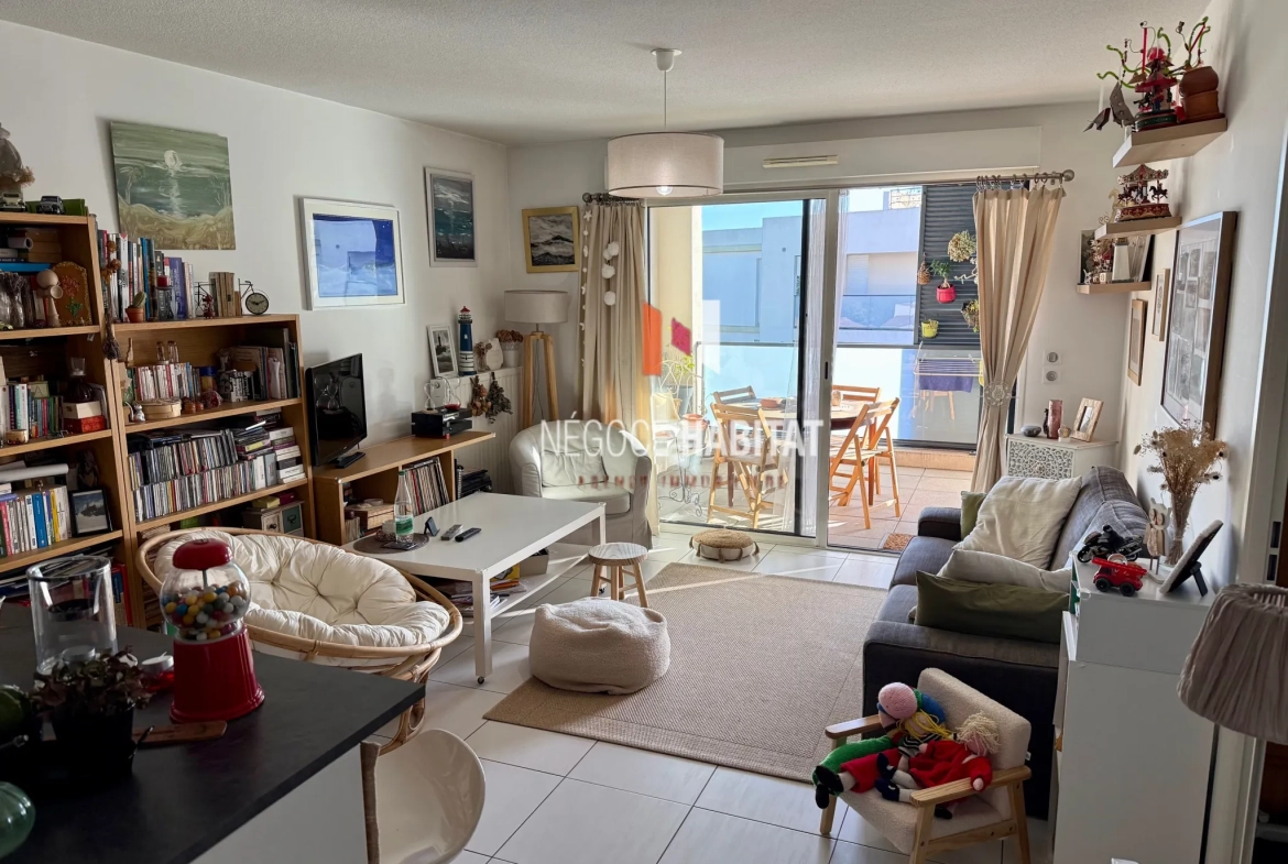 Appartement T2 avec terrasse de 16 m² à Saint-Aunès - Résidence Standing 
