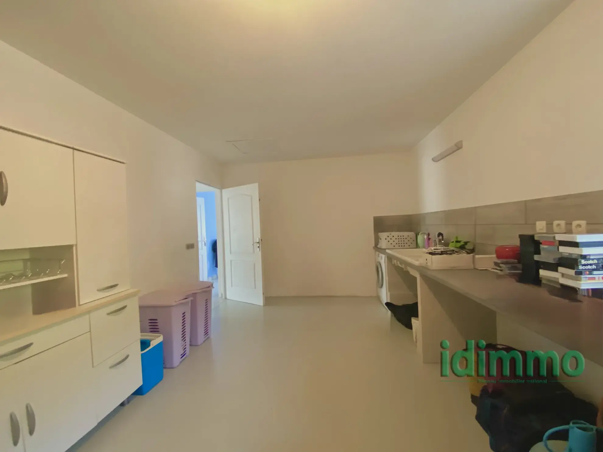 Maison de plain-pied avec véranda à Vanosc – 3 chambres, terrain de 1700 m² 
