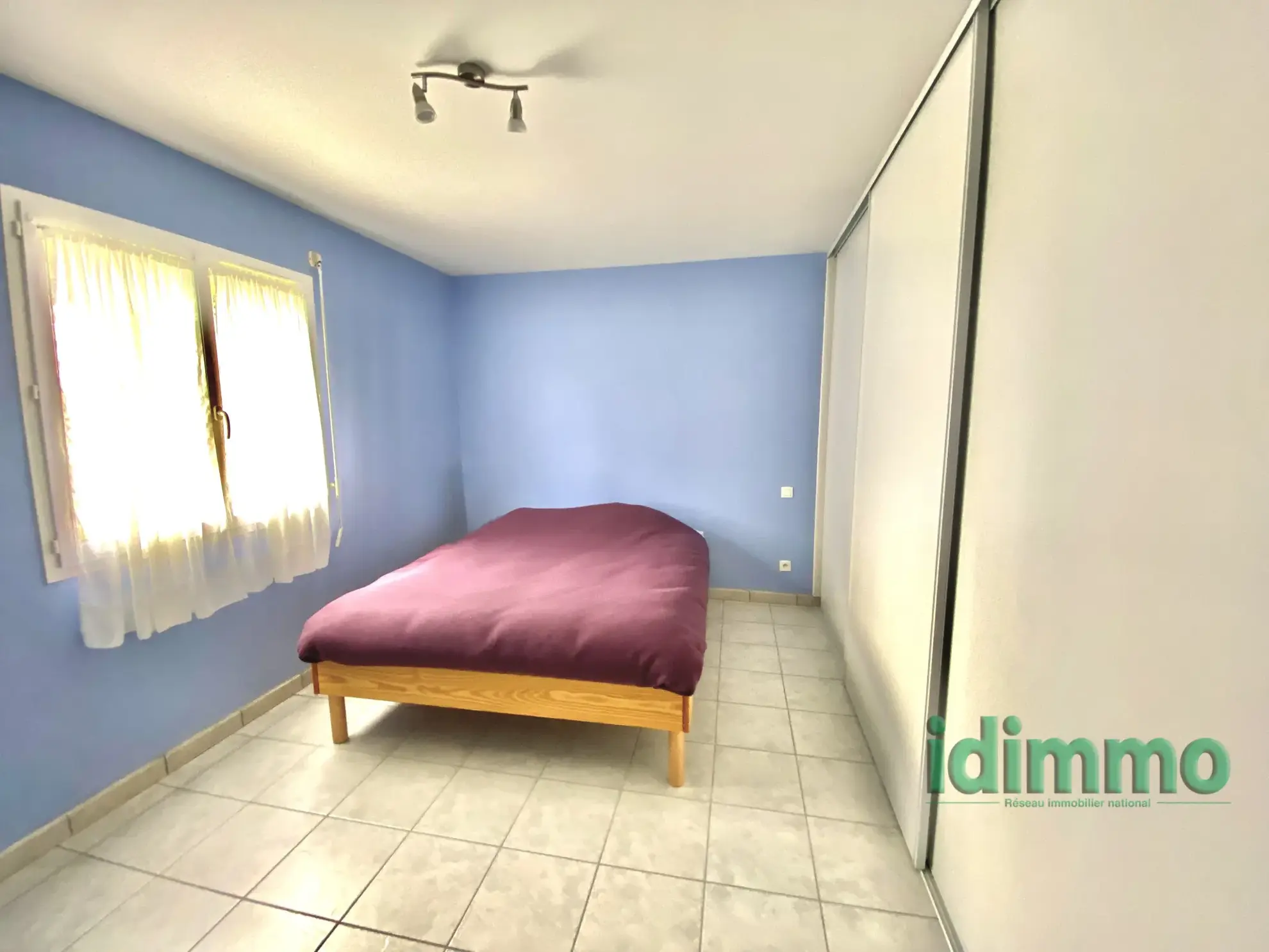 Maison de plain-pied avec véranda à Vanosc – 3 chambres, terrain de 1700 m² 