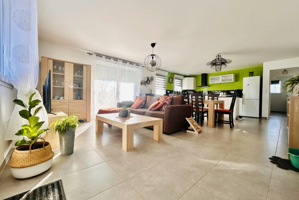 Maison neuve moderne à Puy Guillaume, 2 chambres, grande terrasse, faible consommation énergétique 