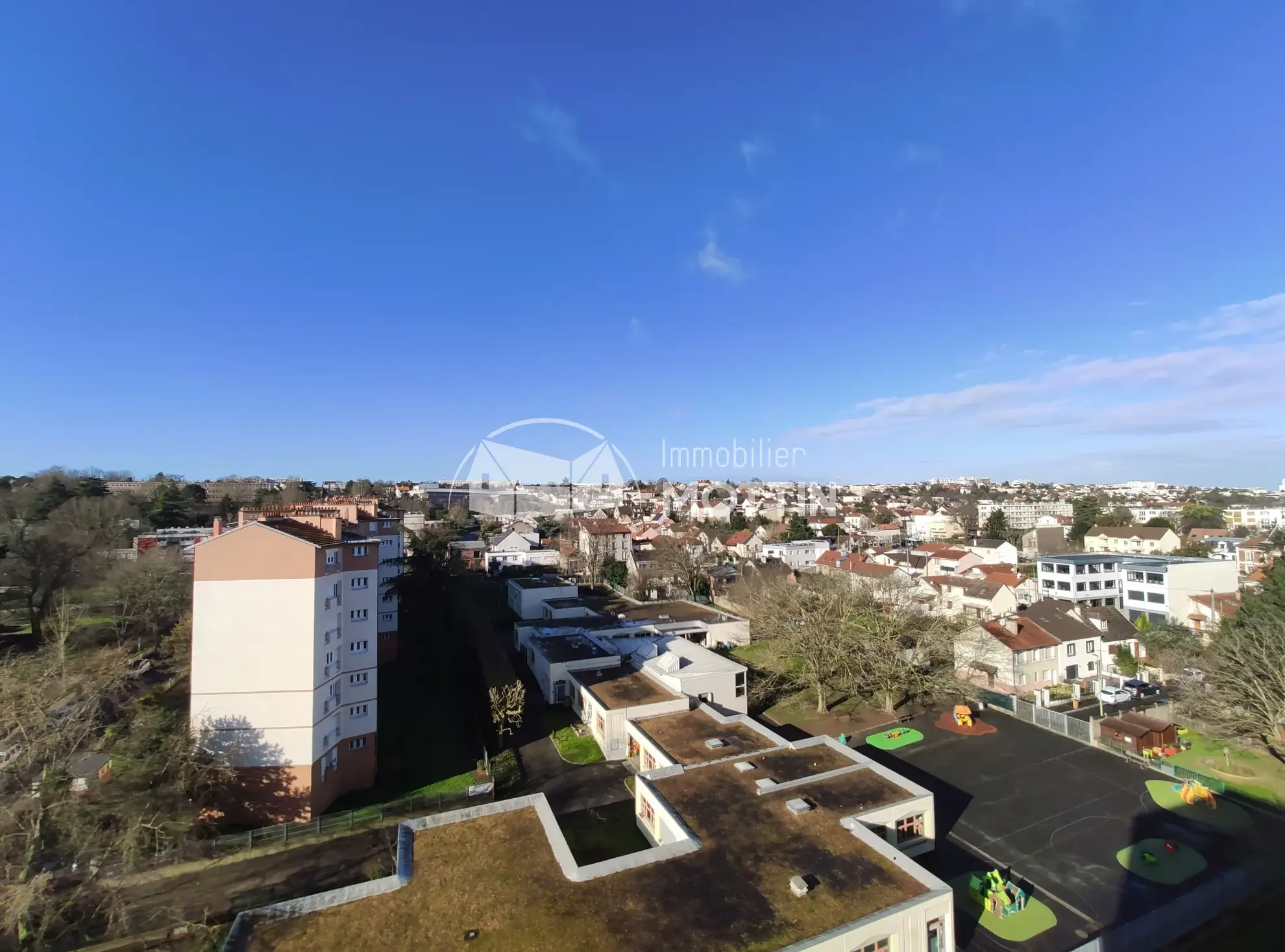 Appartement T2 de 45 m² à Vitry-sur-Seine avec loggia et vue dégagée 