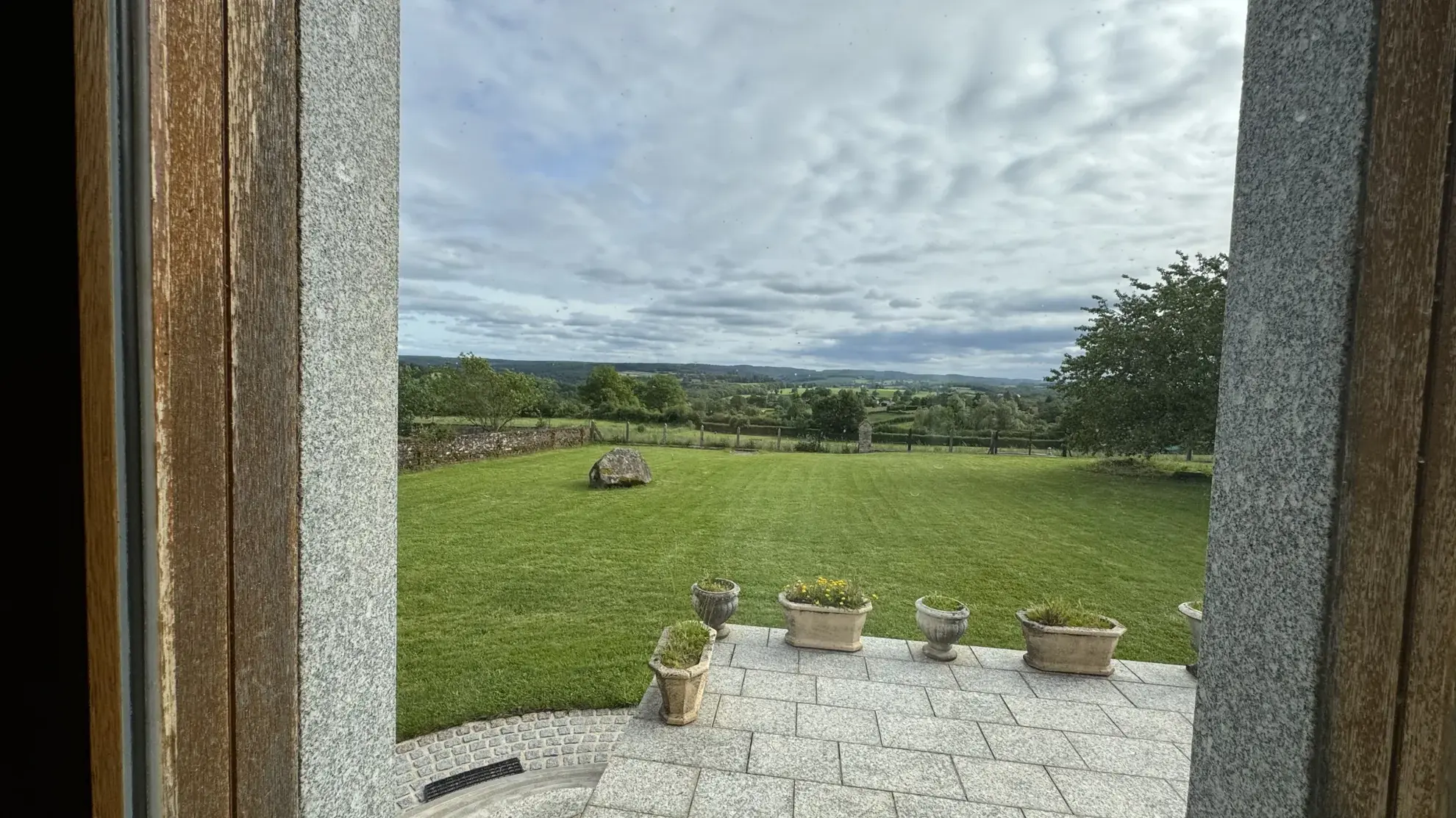 Maison avec vue panoramique à Rouvray – 4 chambres, terrain de 6083 m² 