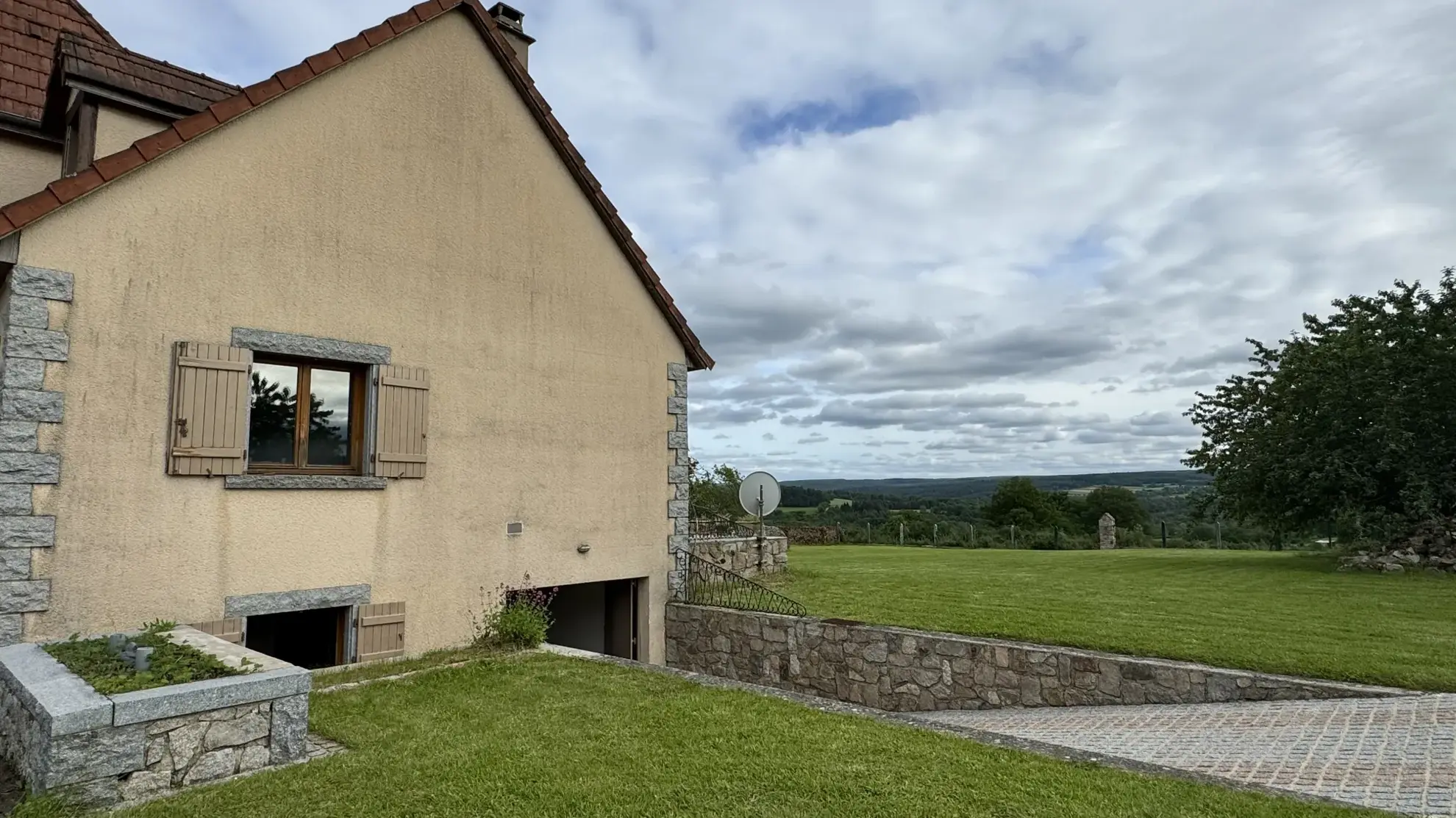 Maison avec vue panoramique à Rouvray – 4 chambres, terrain de 6083 m² 