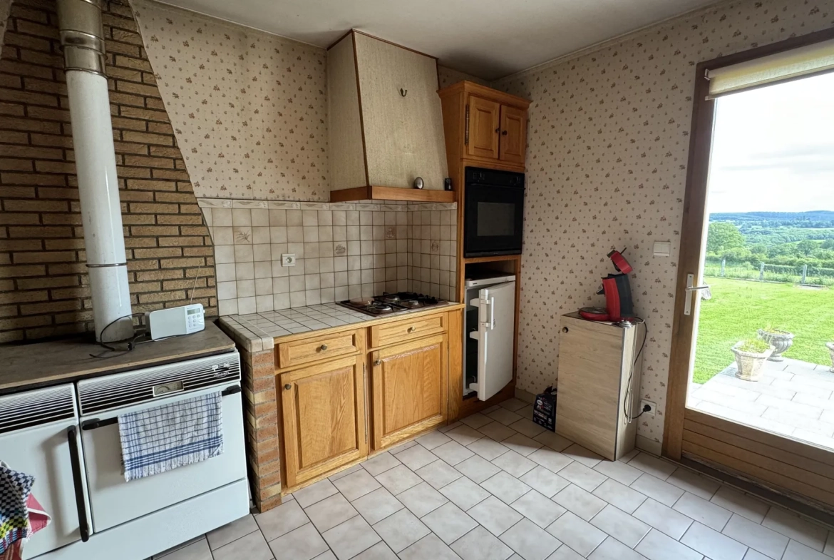 Maison avec vue panoramique à Rouvray – 4 chambres, terrain de 6083 m² 
