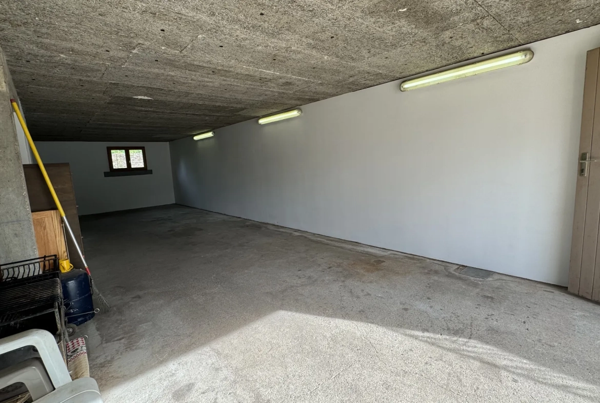 Maison avec vue panoramique à Rouvray – 4 chambres, terrain de 6083 m² 