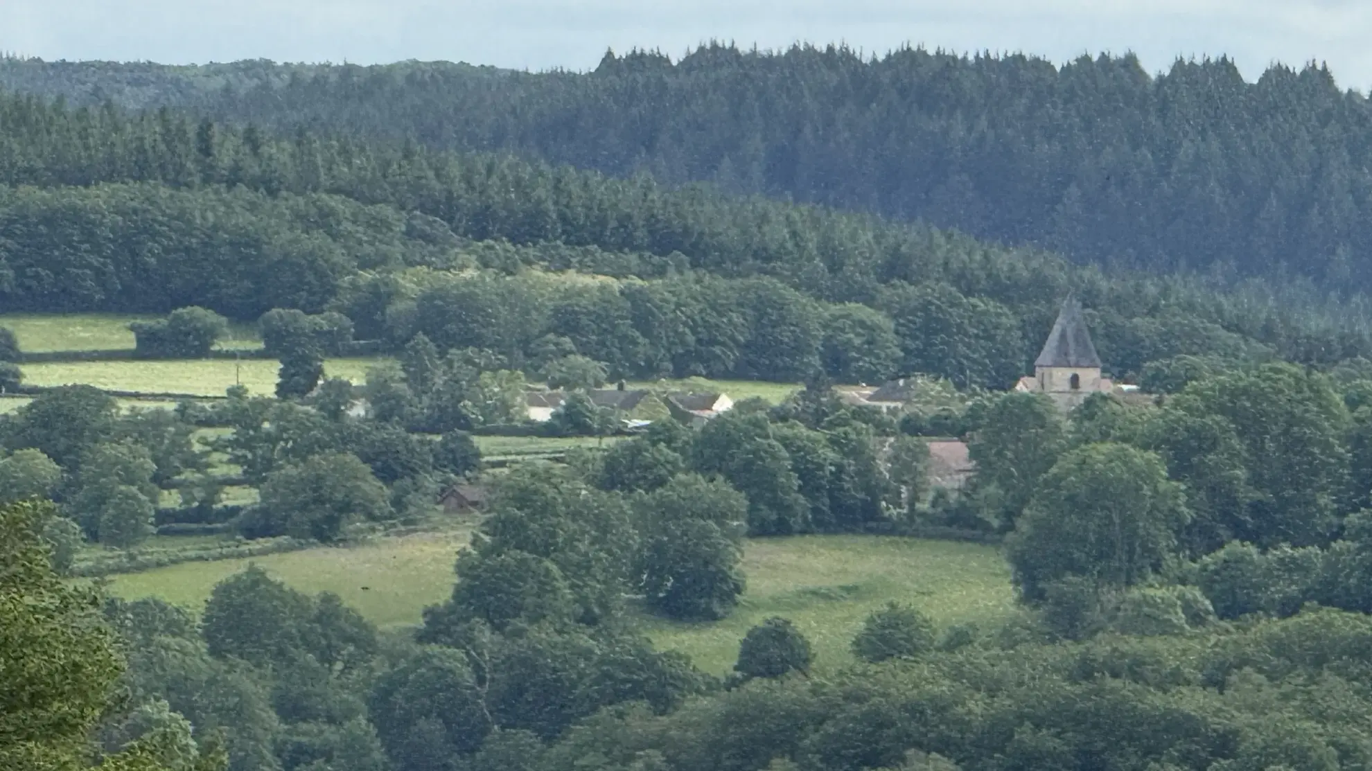 Maison avec vue panoramique à Rouvray – 4 chambres, terrain de 6083 m² 