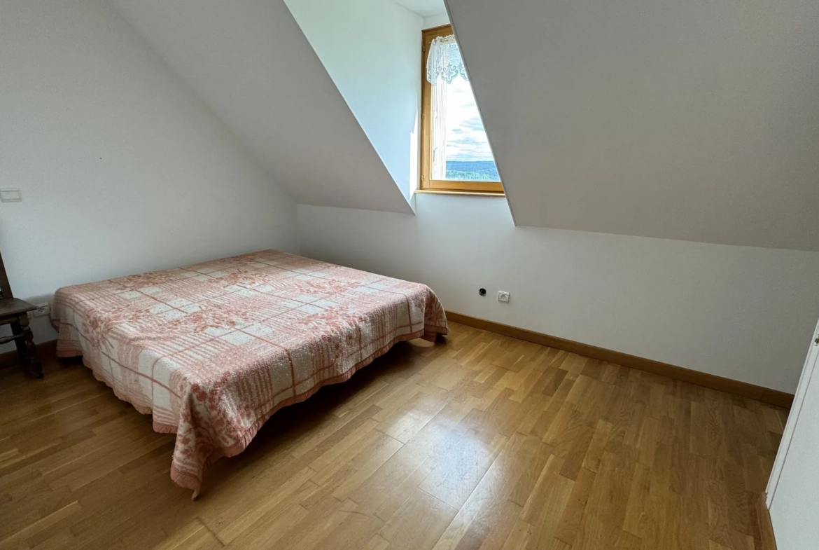 Maison avec vue panoramique à Rouvray – 4 chambres, terrain de 6083 m² 