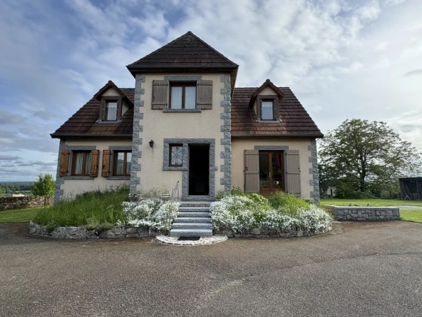 Maison avec vue panoramique à Rouvray – 4 chambres, terrain de 6083 m²