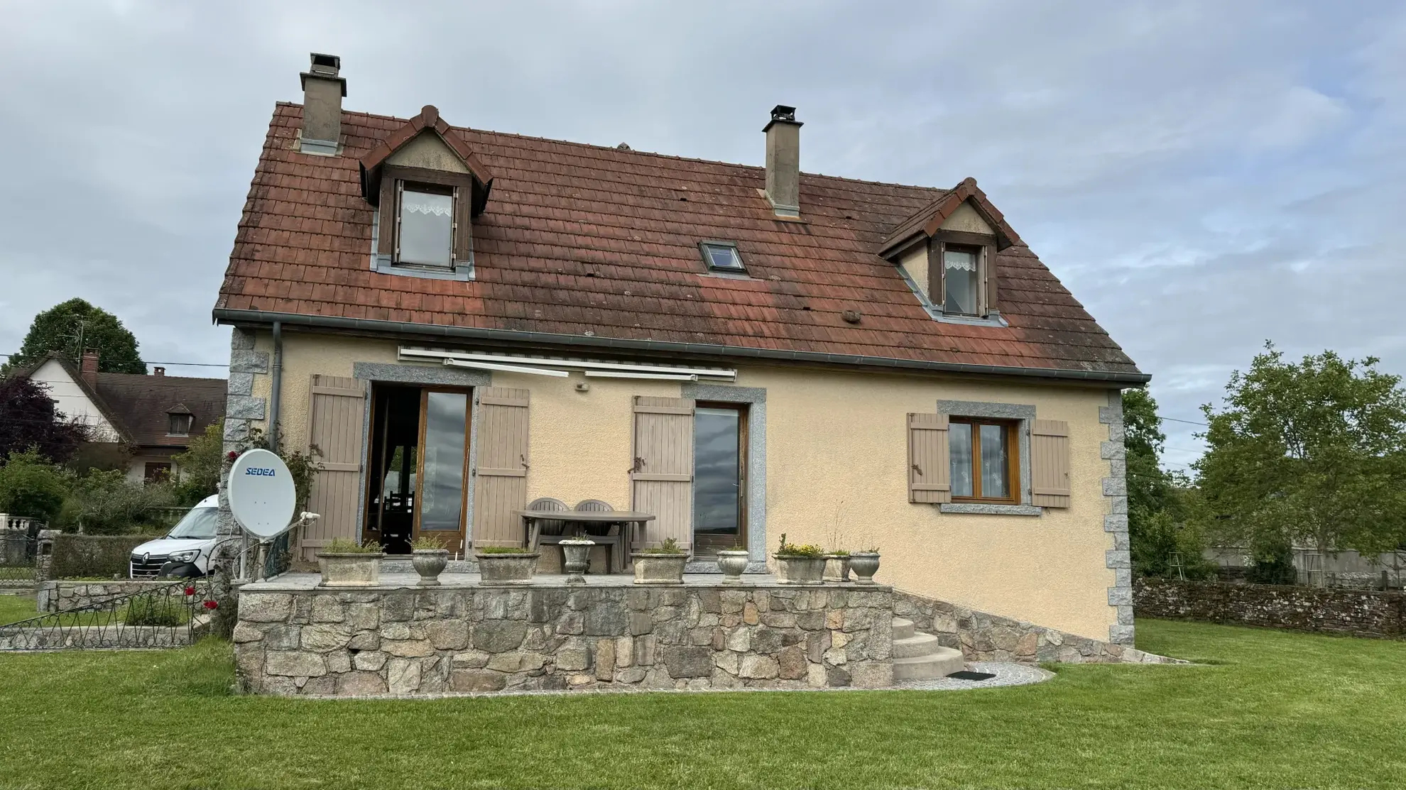 Maison avec vue panoramique à Rouvray – 4 chambres, terrain de 6083 m² 