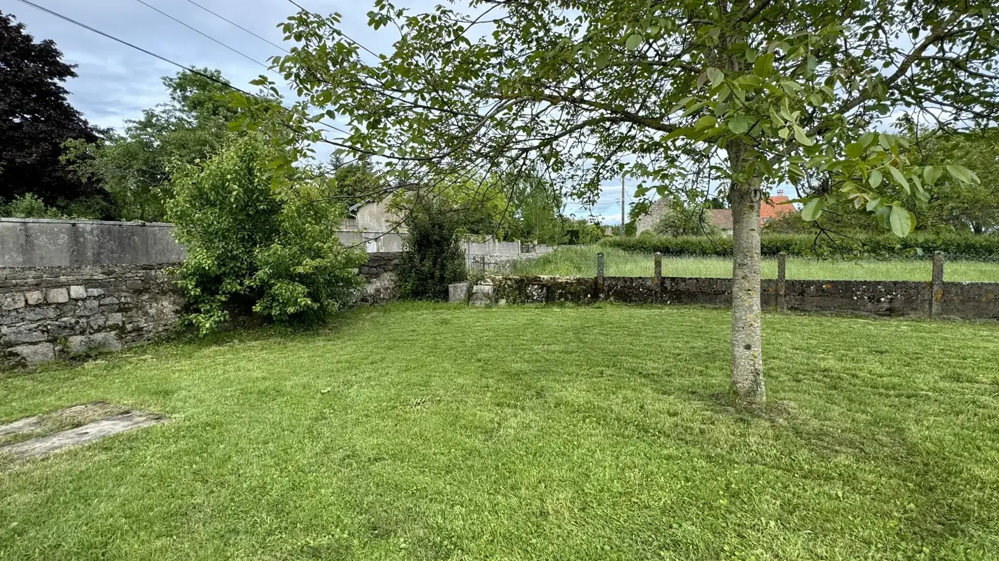 Maison avec vue panoramique à Rouvray – 4 chambres, terrain de 6083 m² 