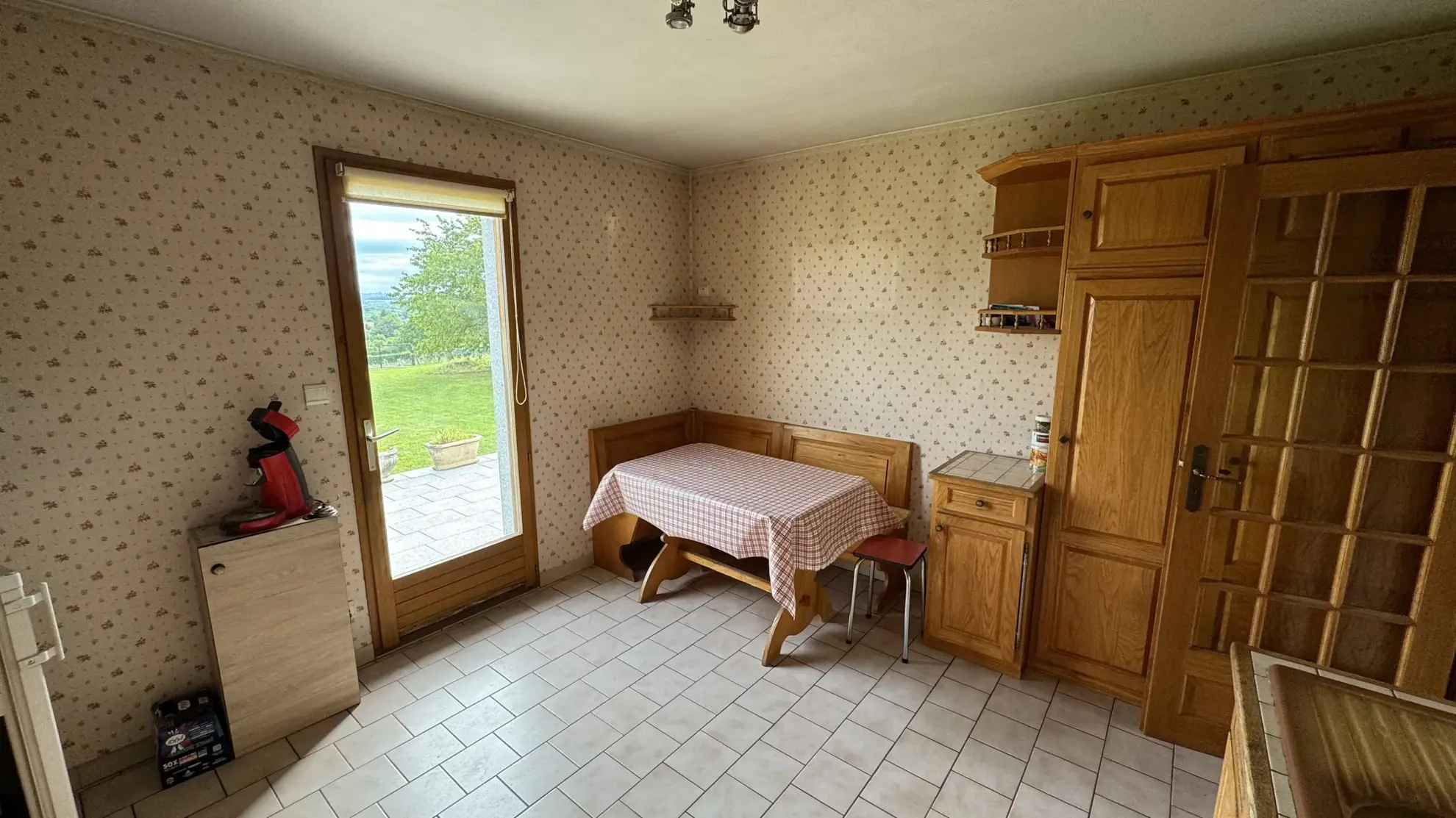 Maison avec vue panoramique à Rouvray – 4 chambres, terrain de 6083 m² 