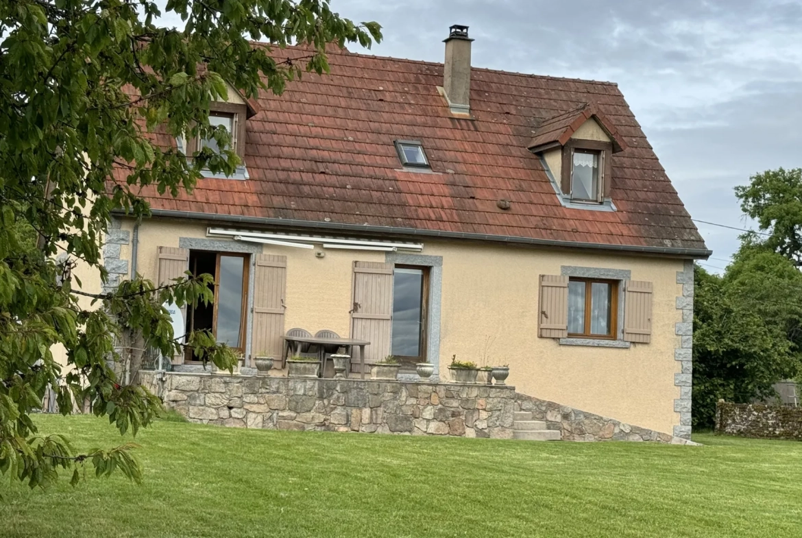 Maison avec vue panoramique à Rouvray – 4 chambres, terrain de 6083 m² 