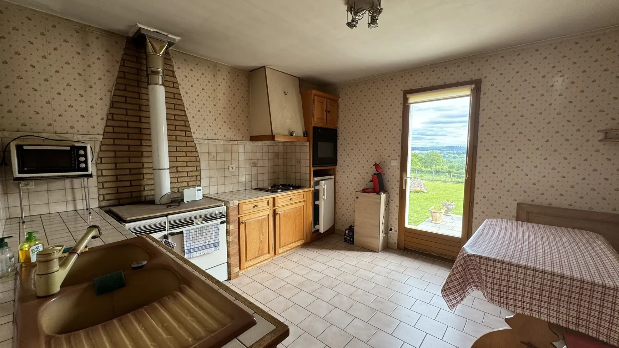 Maison avec vue panoramique à Rouvray – 4 chambres, terrain de 6083 m² 