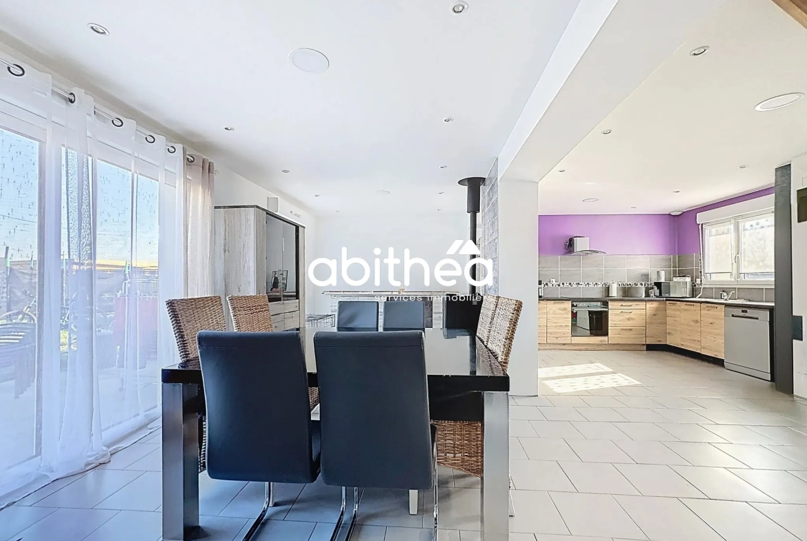 Maison récente de 110 m² à vendre à Harnes, 3 chambres, terrasse et jardin 