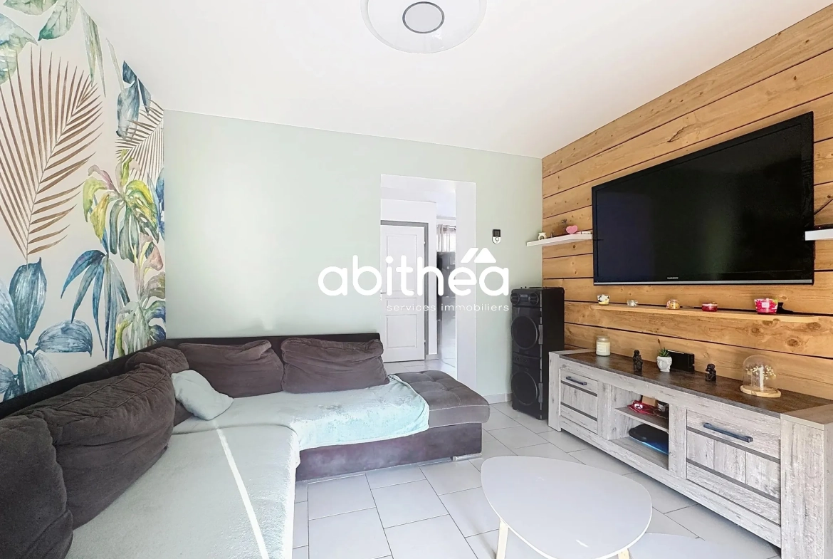 Maison récente de 110 m² à vendre à Harnes, 3 chambres, terrasse et jardin 