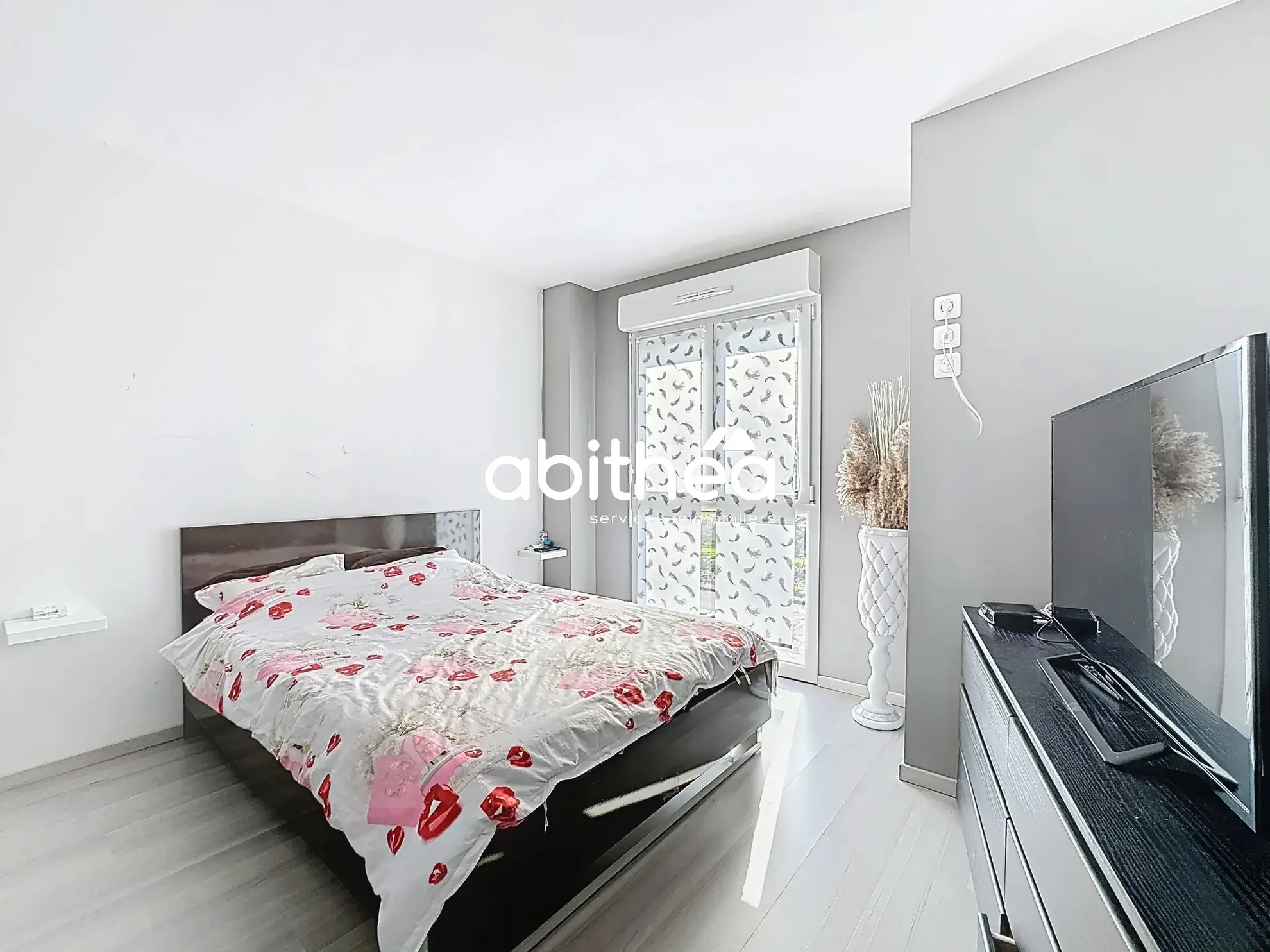 Maison récente de 110 m² à vendre à Harnes, 3 chambres, terrasse et jardin 