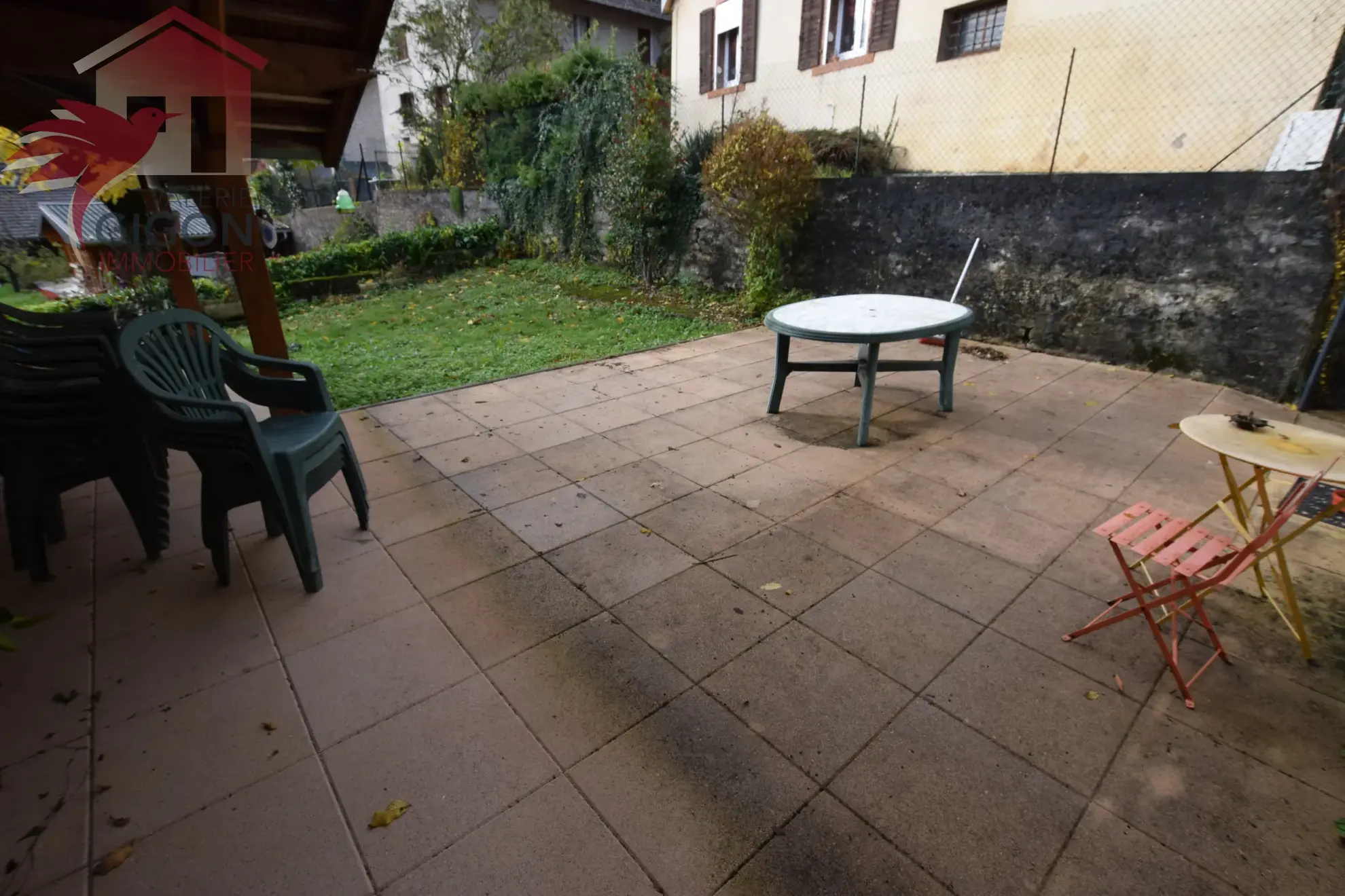 Charmante maison en pierres avec garage et jardin à Brognard - Nommay 